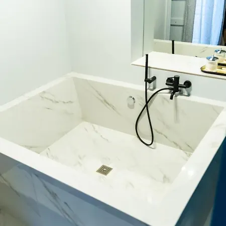 Catarina - Centro Storico 4*